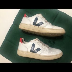 VEJA leather sneakers